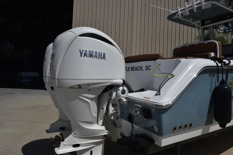 Oatba Yacht Photos Pics 