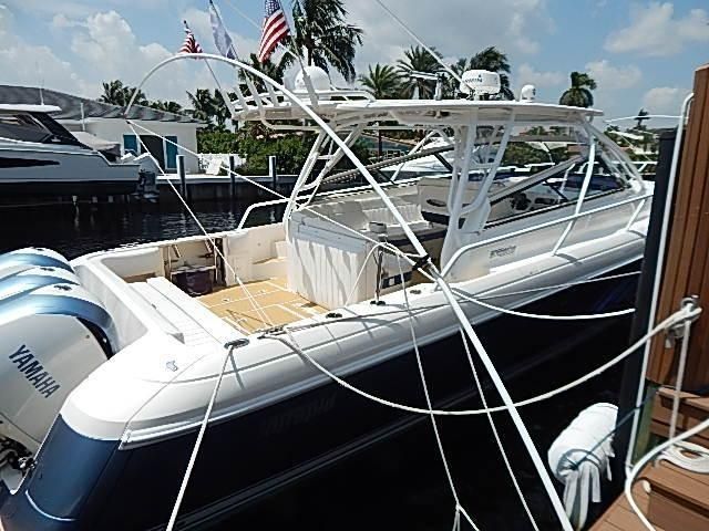 2009 Intrepid 43 
