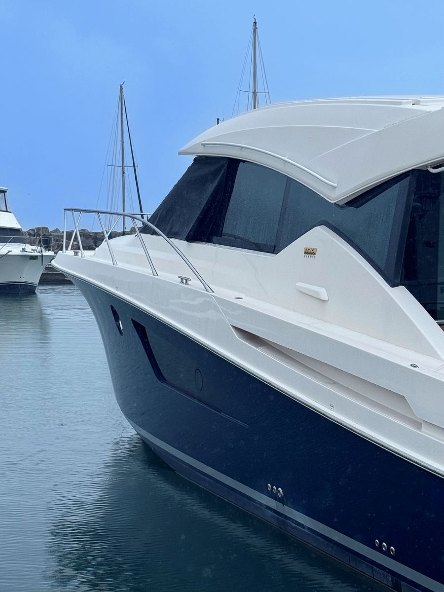 2014 Tiara Yachts 50 