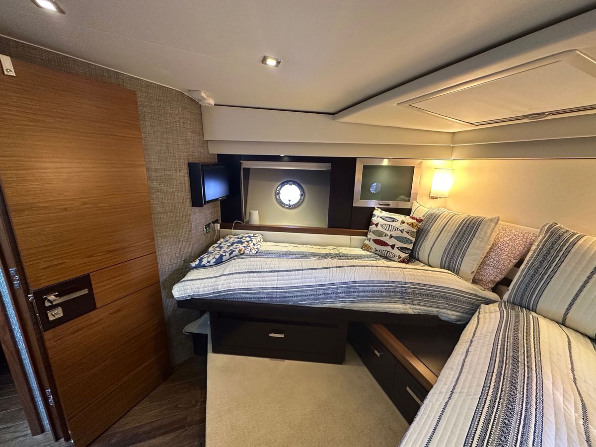 2014 Tiara Yachts 50 