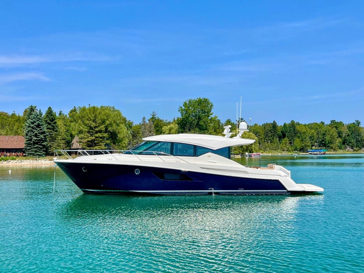 2014 Tiara Yachts 50 