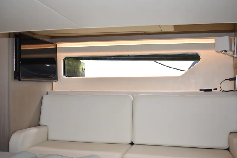 Me Yacht Photos Pics 