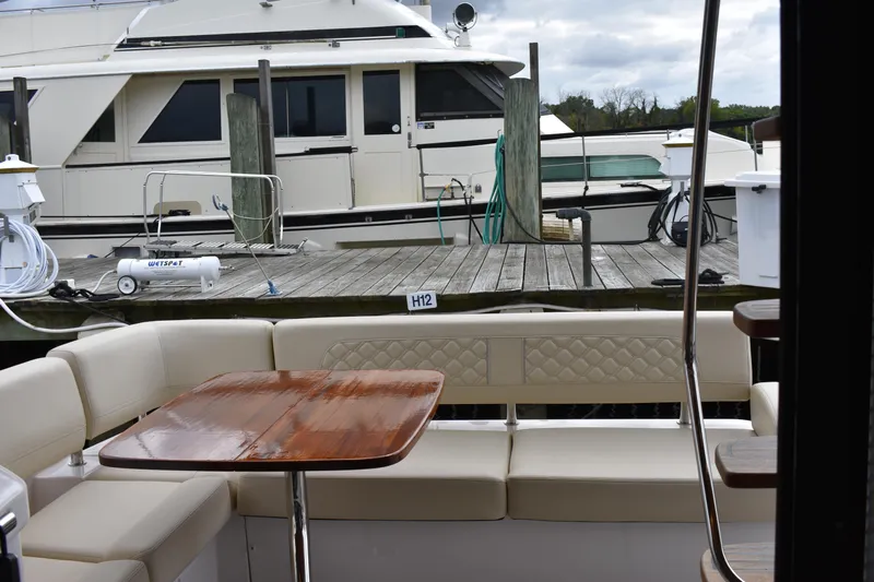 Me Yacht Photos Pics 