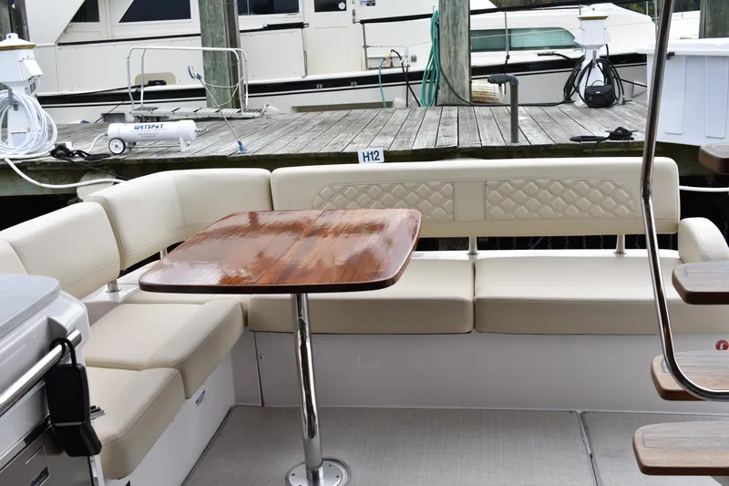 Me Yacht Photos Pics 