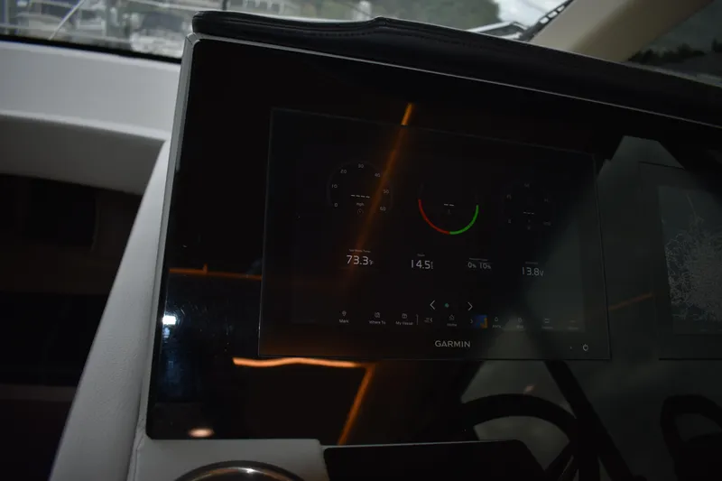 Me Yacht Photos Pics 