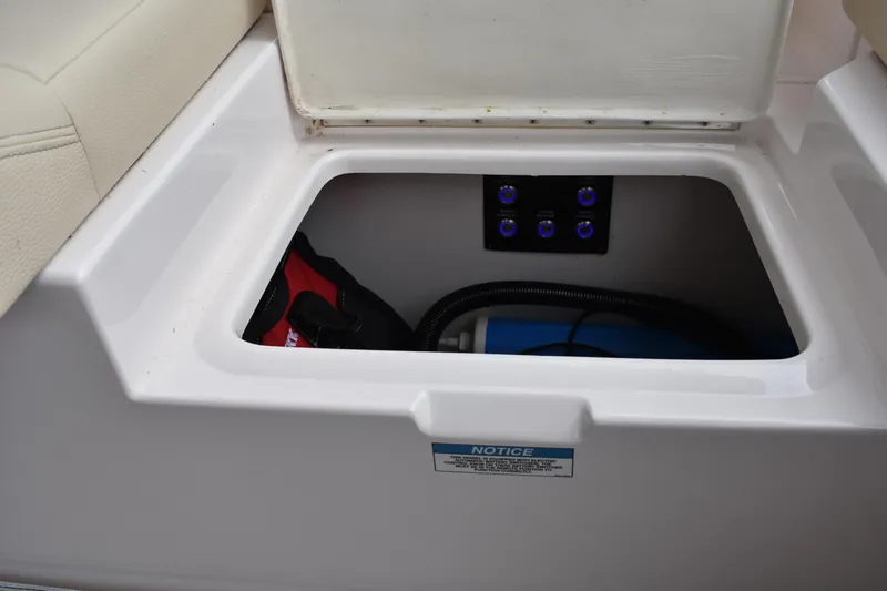 Me Yacht Photos Pics 