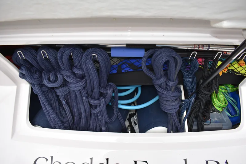 Me Yacht Photos Pics 