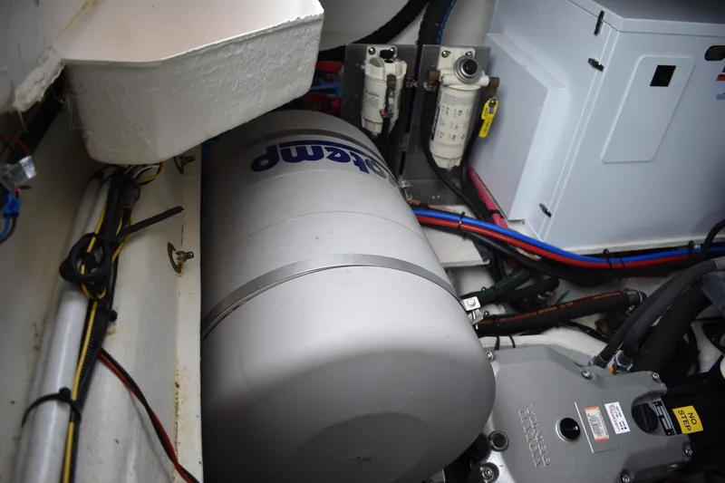 Me Yacht Photos Pics 