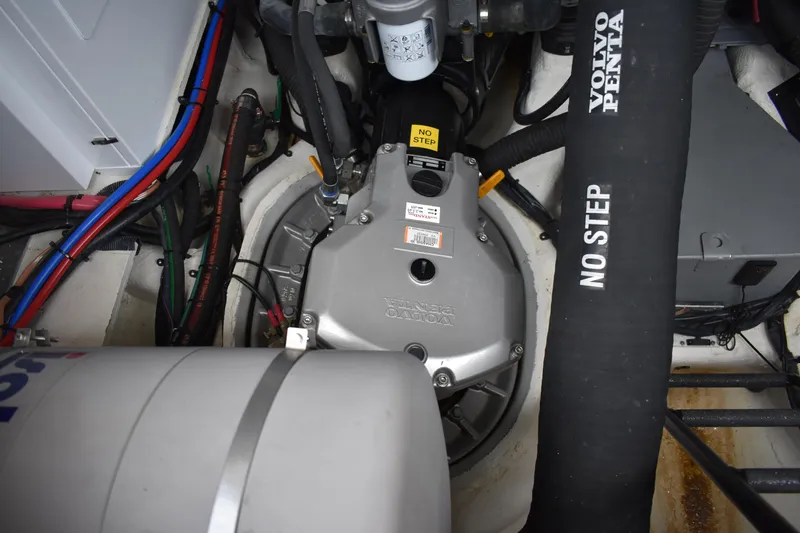 Me Yacht Photos Pics 