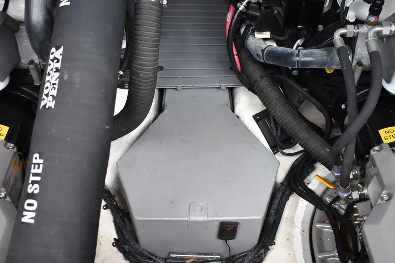 Me Yacht Photos Pics 