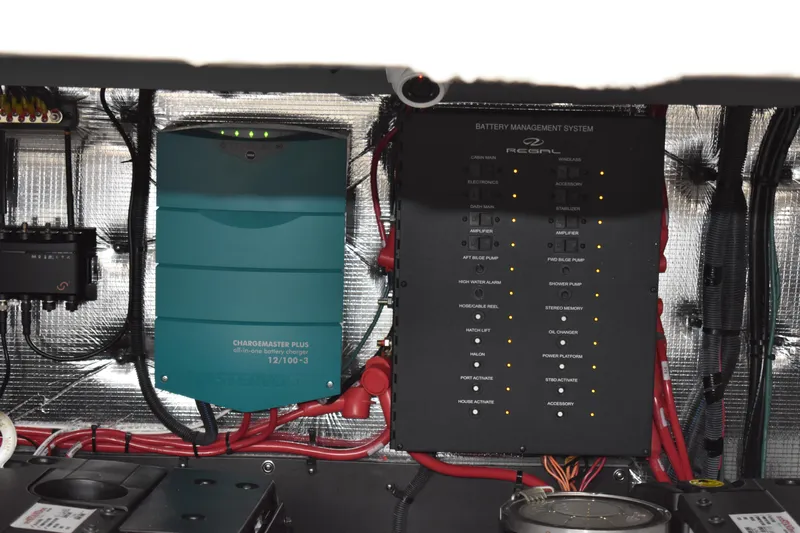 Me Yacht Photos Pics 