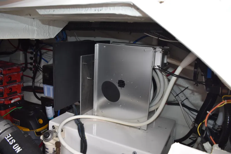 Me Yacht Photos Pics 