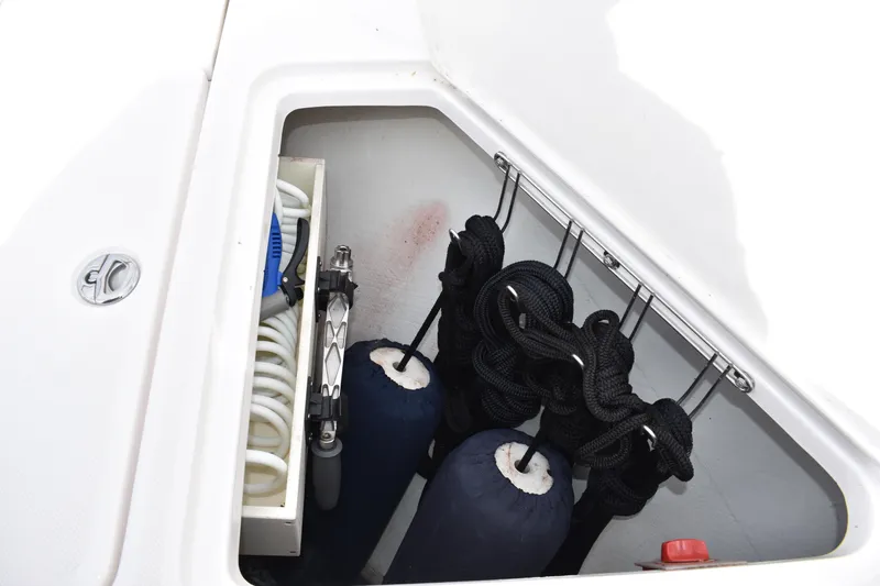 Me Yacht Photos Pics 