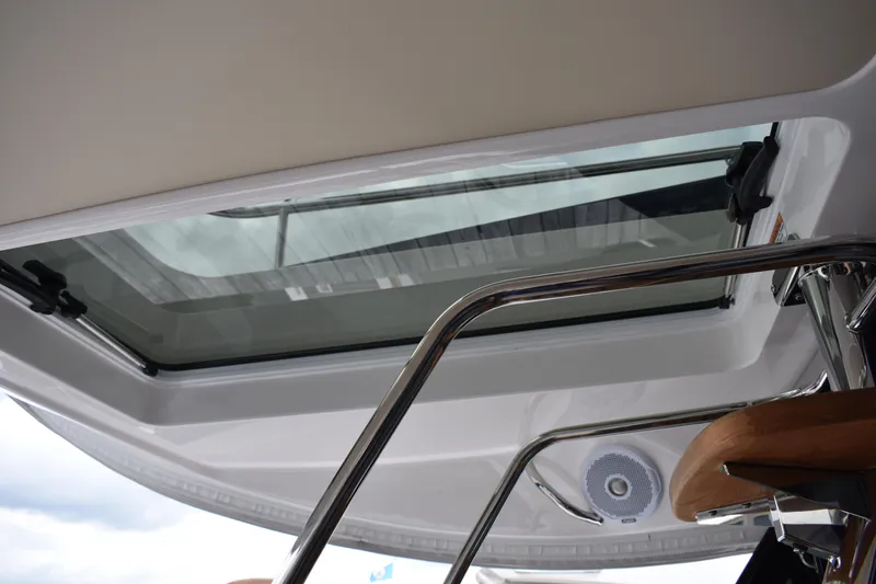 Me Yacht Photos Pics 