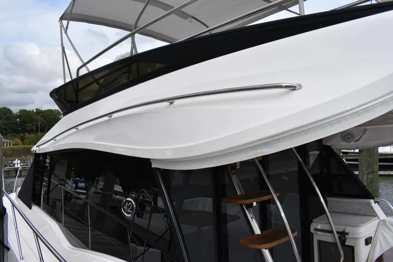 Me Yacht Photos Pics 