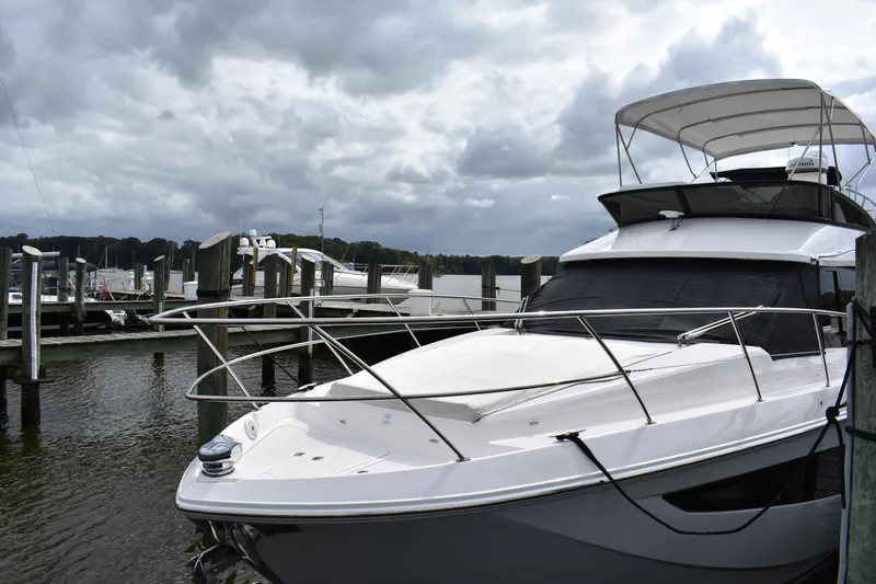 Me Yacht Photos Pics 