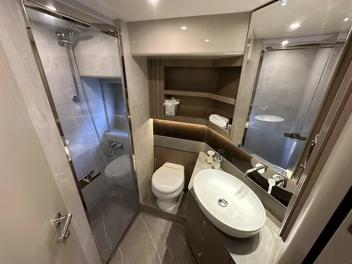  Yacht Photos Pics 2022 Absolute Navetta 52 - Image 18