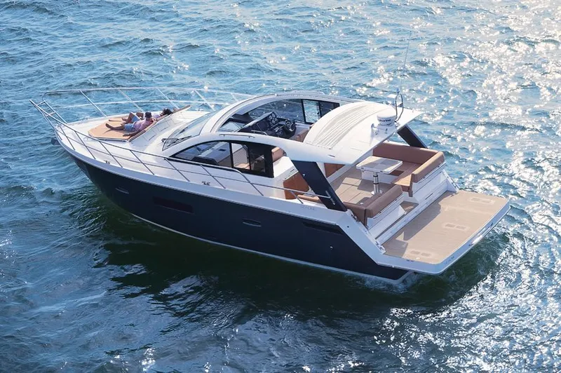 Ohana Yacht Photos Pics Manufacturer Provided Image