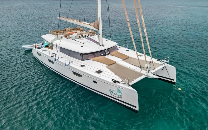 Wonderlust Yacht Photos Pics 