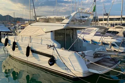 1992 Raffaelli Typhoon fly 38