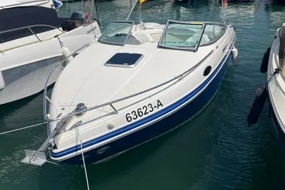 2007 Rinker 246 Captiva Cuddy
