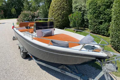 2002 Sessa Marine Key Largo 21