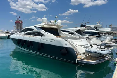2009 Sunseeker Predator 72