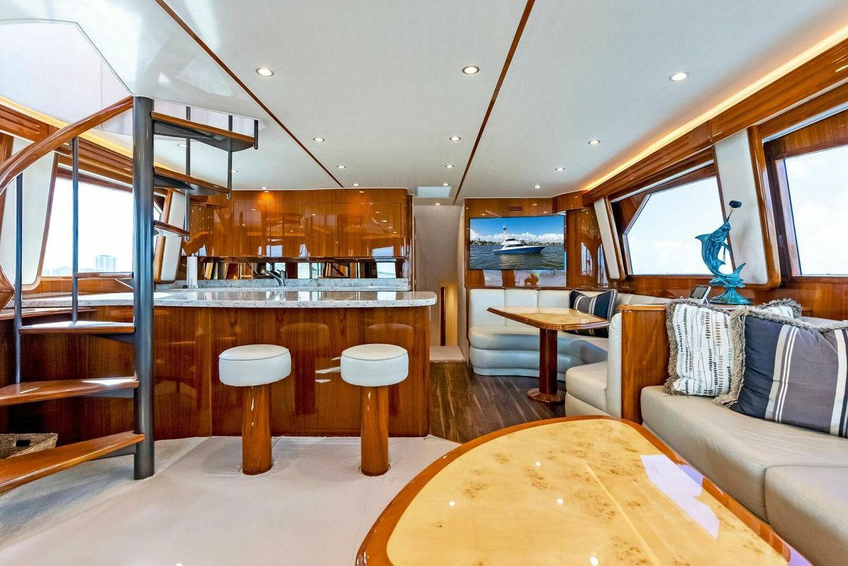 2015 Viking 66 