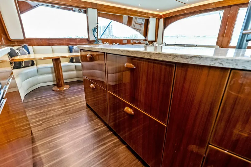 Princess Lily Yacht Photos Pics 2015 Viking 66 Enclosed Bridge