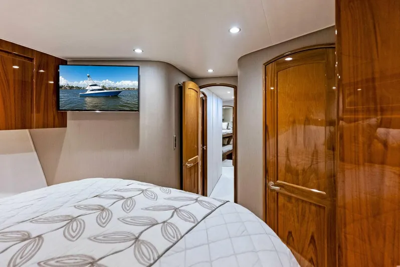 Princess Lily Yacht Photos Pics 2015 Viking 66 Enclosed Bridge