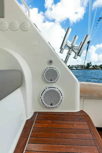 Princess Lily Yacht Photos Pics 2015 Viking 66 Enclosed Bridge