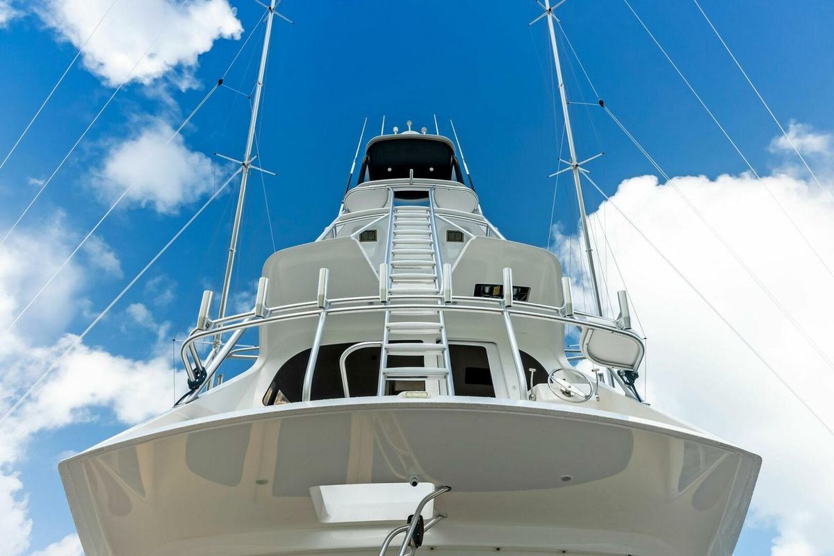 2015 Viking 66 