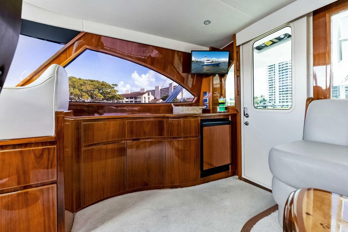 2015 Viking 66 