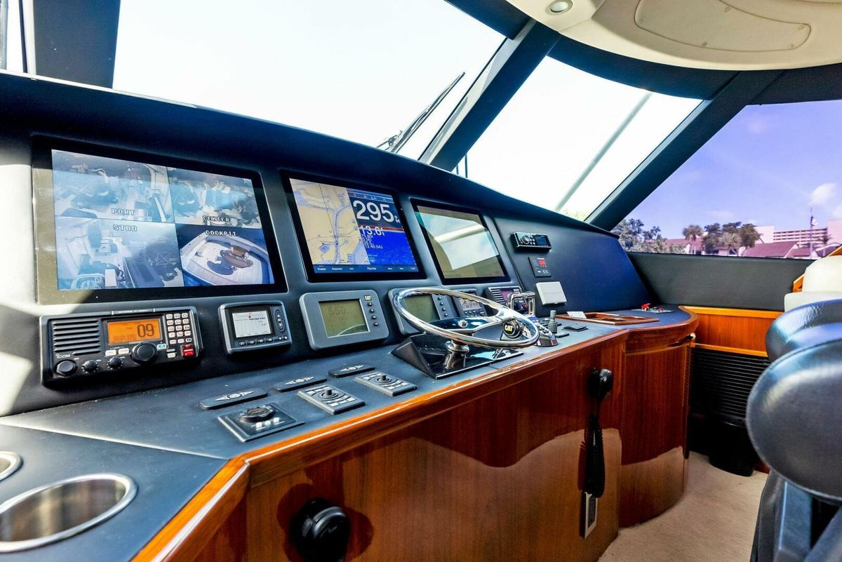 2015 Viking 66 