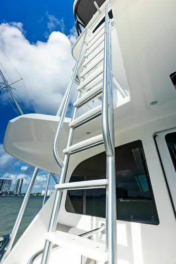 Princess Lily Yacht Photos Pics 2015 Viking 66 Enclosed Bridge