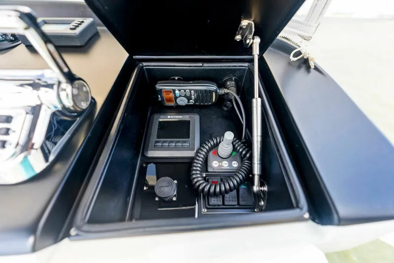 Princess Lily Yacht Photos Pics 2015 Viking 66 Enclosed Bridge