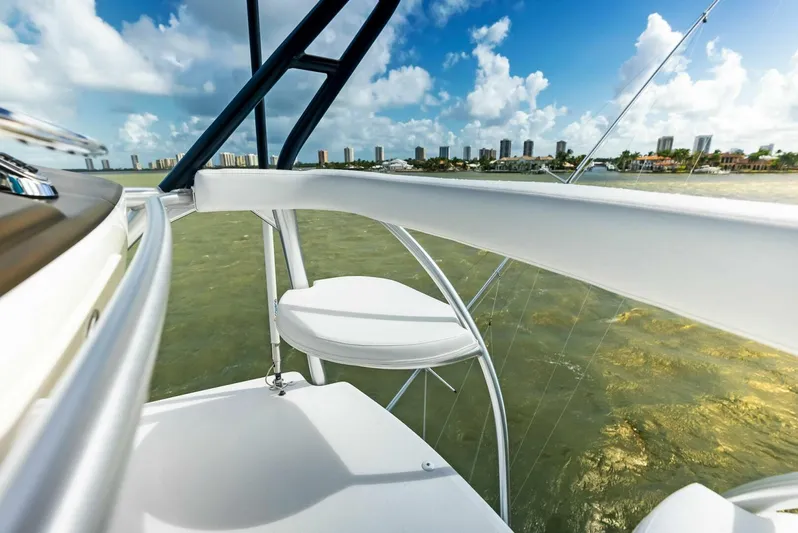 Princess Lily Yacht Photos Pics 2015 Viking 66 Enclosed Bridge