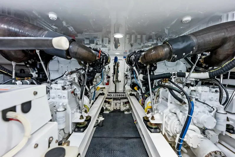 Princess Lily Yacht Photos Pics 2015 Viking 66 Enclosed Bridge