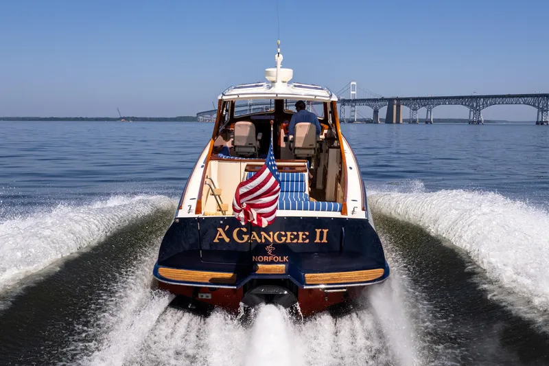 A’gangee II Yacht Photos Pics 