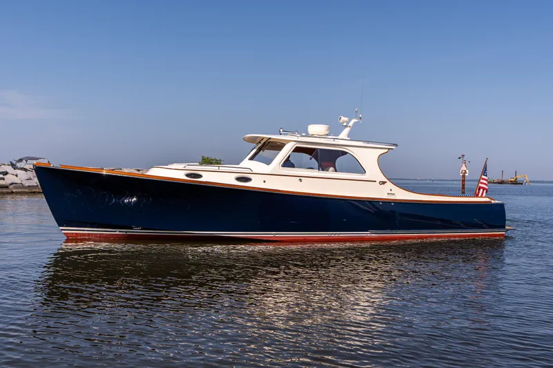 A’gangee II Yacht Photos Pics 