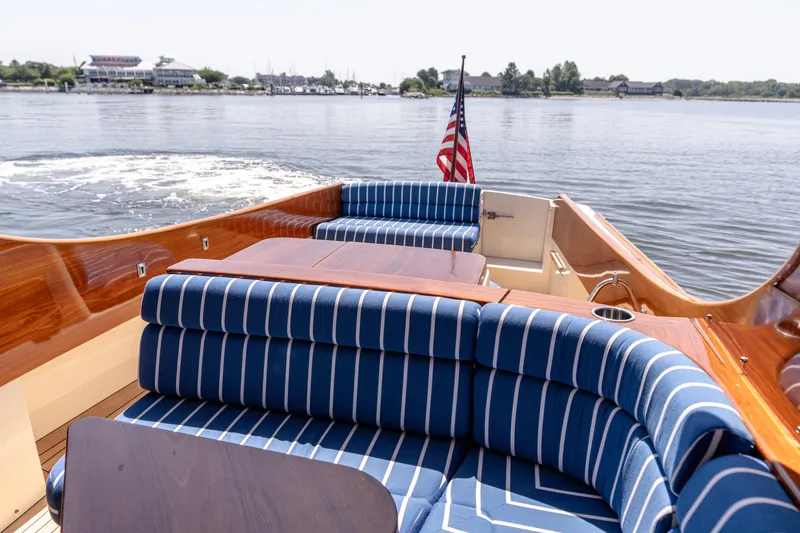 A’gangee II Yacht Photos Pics 