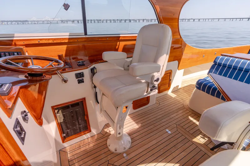 A’gangee II Yacht Photos Pics 