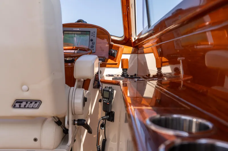 A’gangee II Yacht Photos Pics 