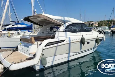 2017 Jeanneau Leader 33