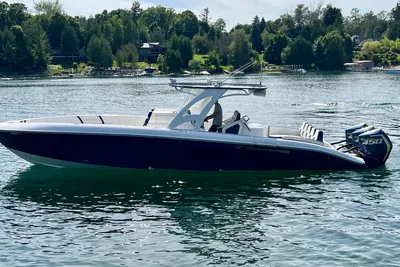 Midnight Express 37 Open