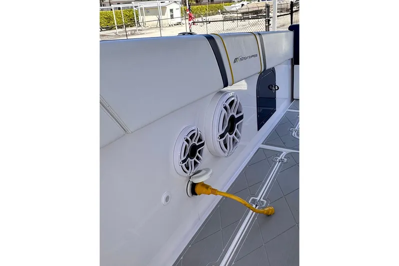  Yacht Photos Pics 2022 Midnight Express 37 Open boat interior with speakers and power cable.