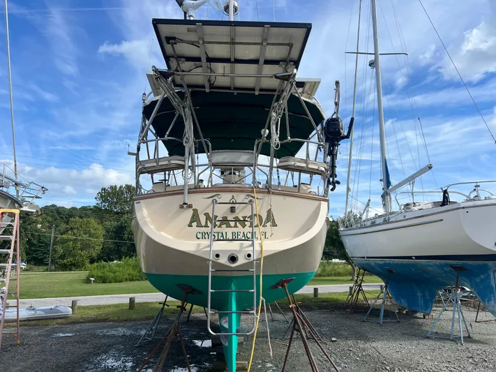 Ananda Yacht Photos Pics 