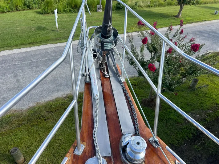 Ananda Yacht Photos Pics 