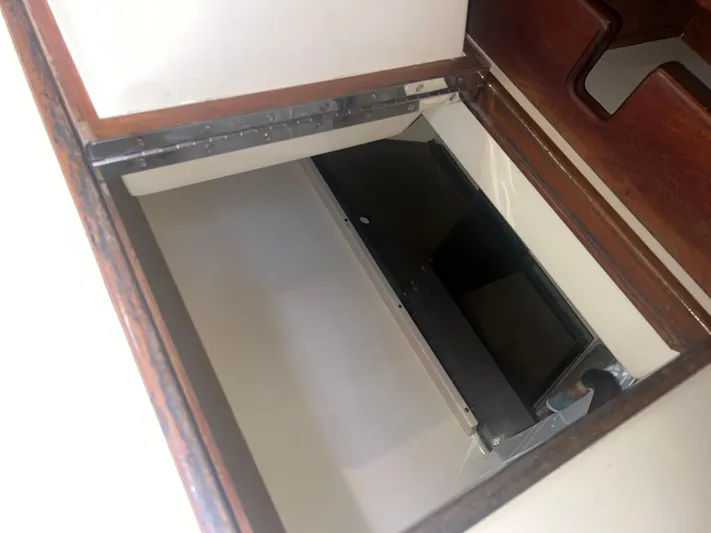 Ananda Yacht Photos Pics 