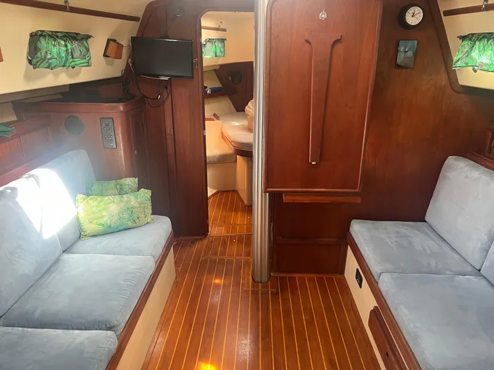 Ananda Yacht Photos Pics 